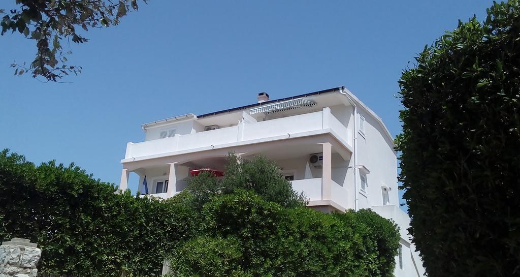 Apartments Burcul Pag Pag Town Exterior foto